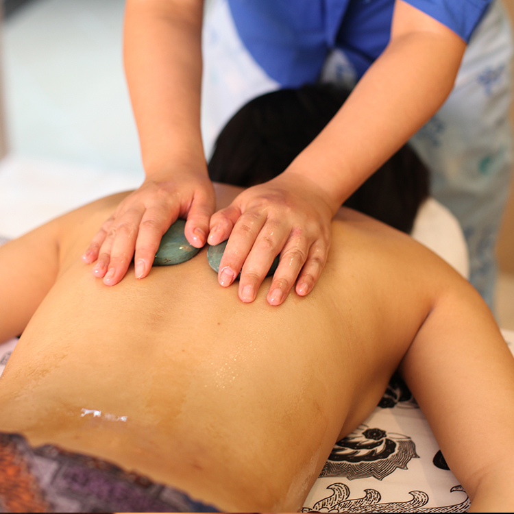 ホットストーンマッサージ